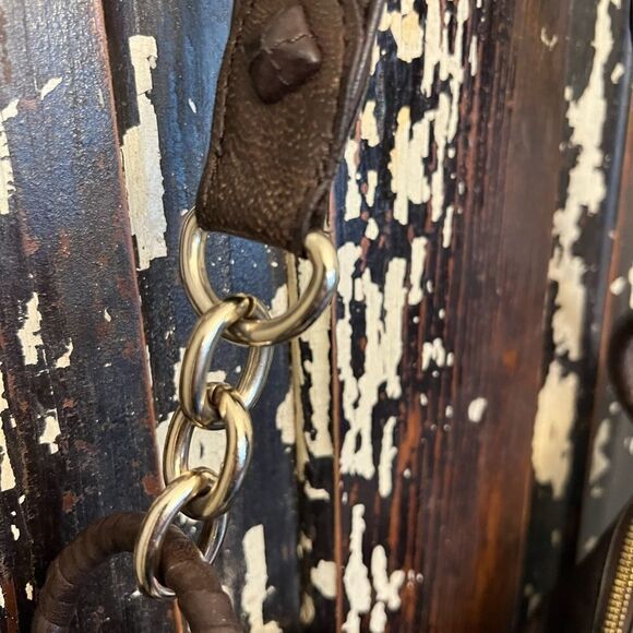 Beautiful buttery soft BCBGMaxAzria handbag. - Picture 3 of 16